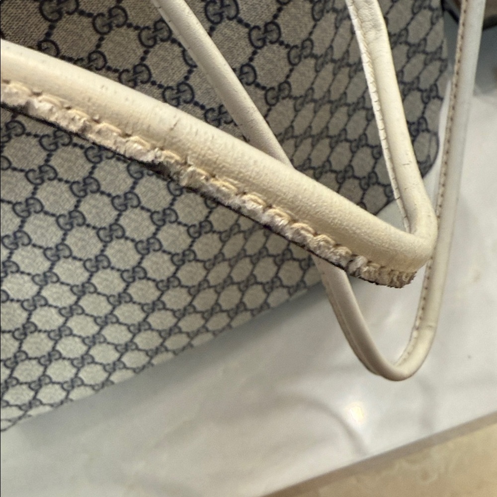 Gucci Vintage GG Canvas Leather Drawstring White and Blue Monogram Tote W/COA - Picture 13 of 16